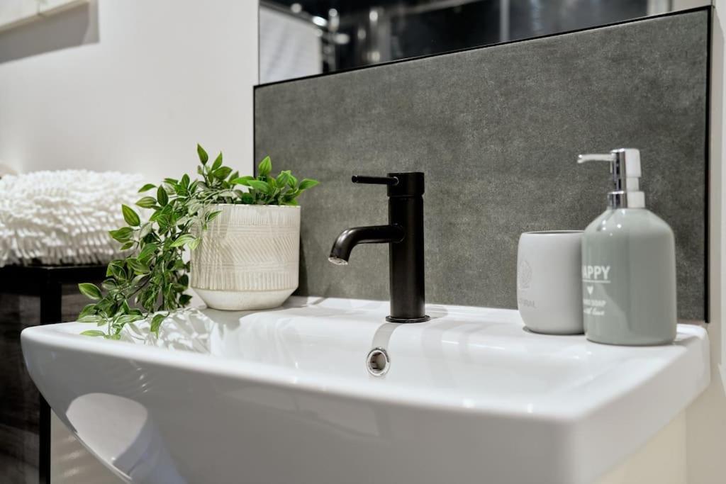 York City Central Apartment And Coffee Shop Luaran gambar